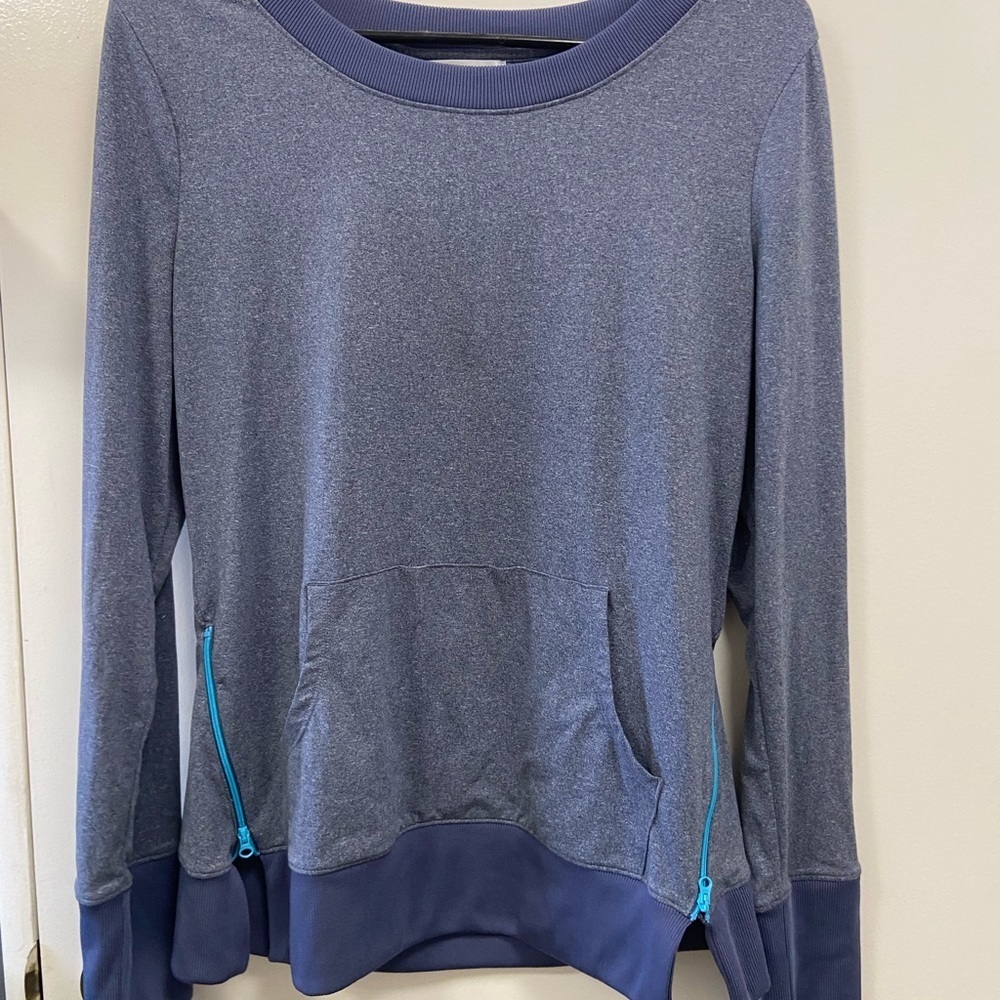 Aspire Medium Heather Blue crewneck Sweatshirt w side zippers in turquoise $39
